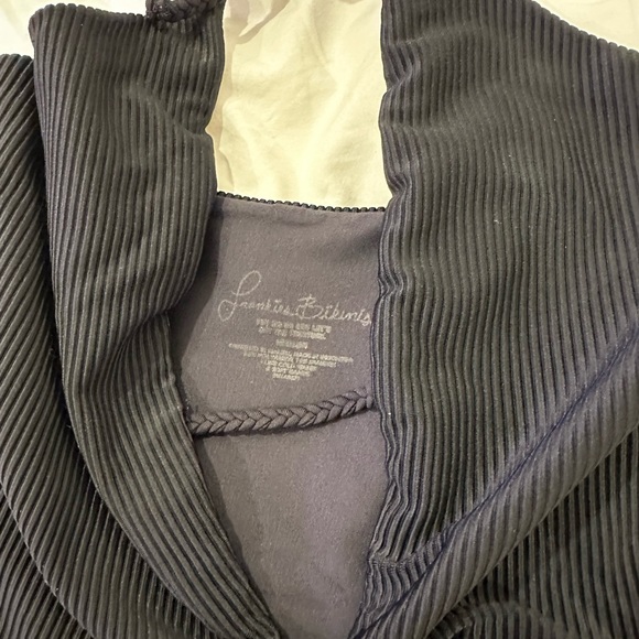 Frankie’s bikini Lillie One piece - Picture 6 of 7